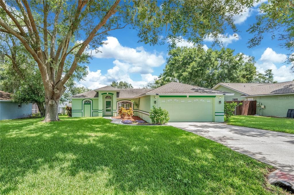 3117 CHERRY HILL CIRCLE N LAKELAND, FL 33810