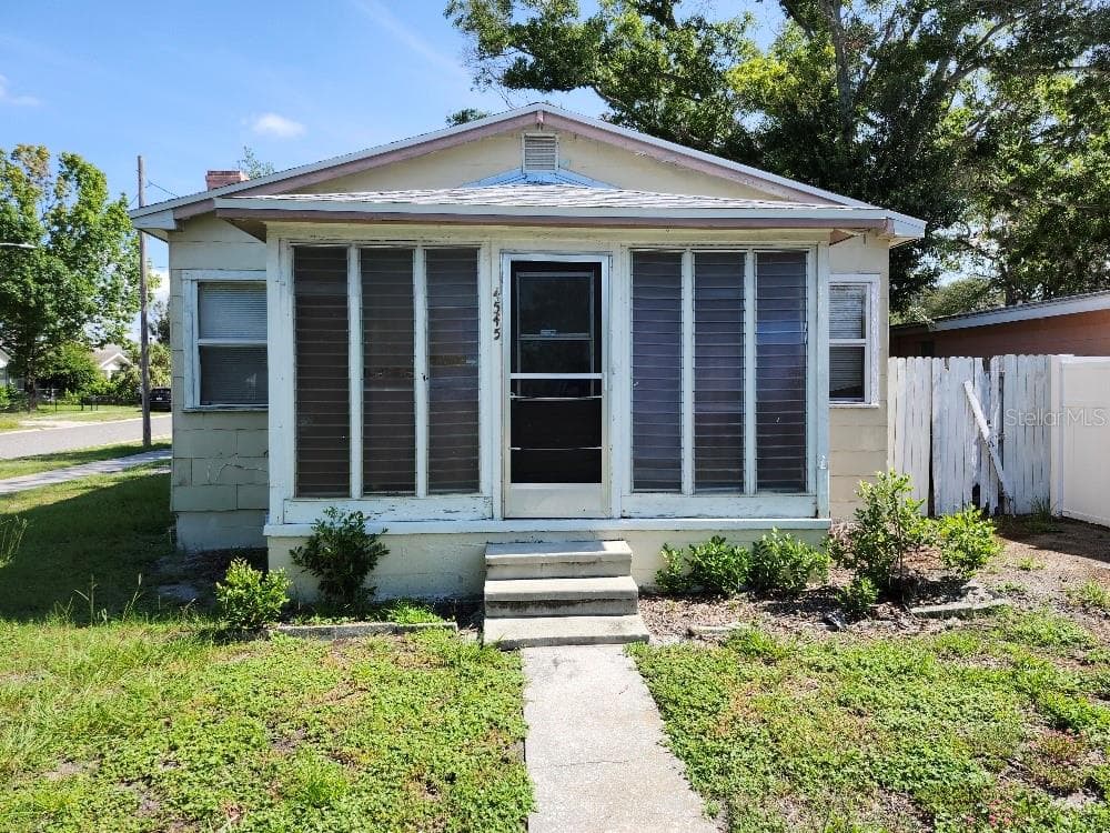 4545 18TH AVENUE S ST PETERSBURG, FL 33711