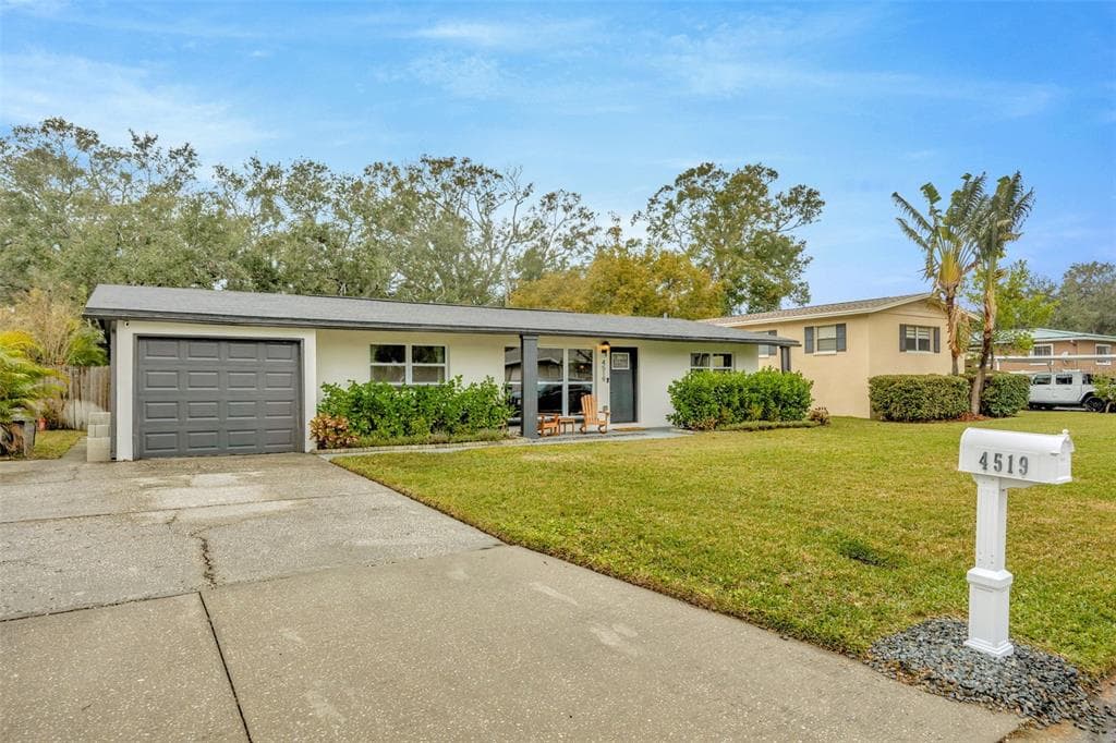 4519 S HESPERIDES STREET TAMPA, FL 33611