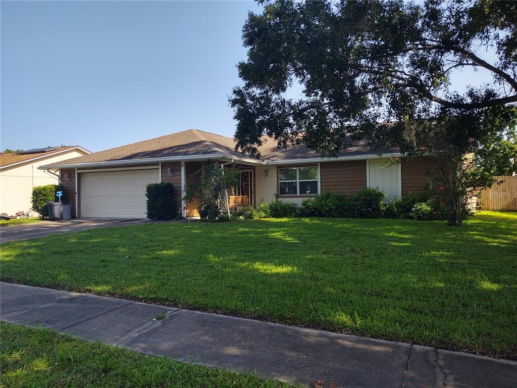 7841 LIGHTFOOT DRIVE NEW PORT RICHEY, FL 34653