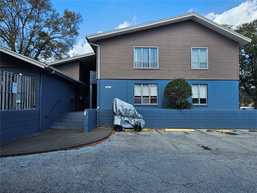 7611 PAULA DRIVE UNIT 3 TAMPA, FL 33615