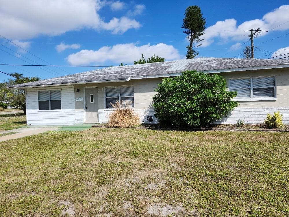 6411 26TH STREET W BRADENTON, FL 34207
