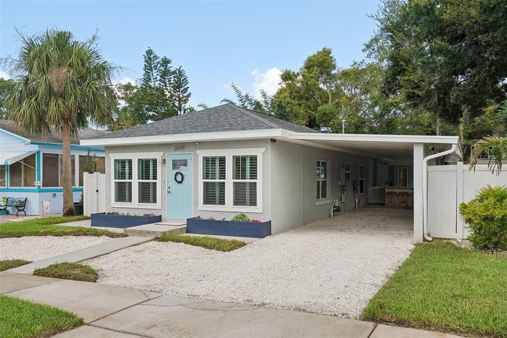 2609 UPTON STREET S GULFPORT, FL 33711