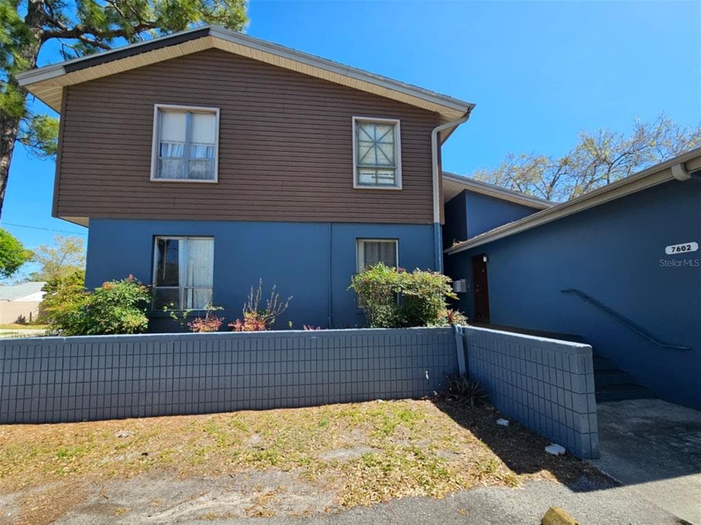 7602 W POWHATAN AVENUE UNIT 4 TAMPA, FL 33615