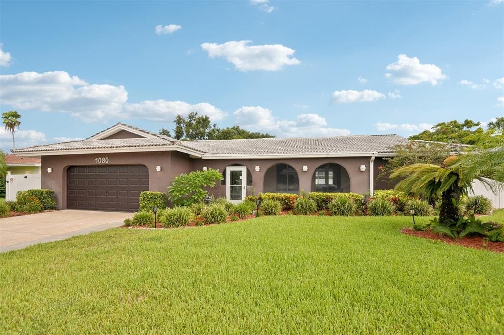 1080 MCCARTY STREET DUNEDIN, FL 34698
