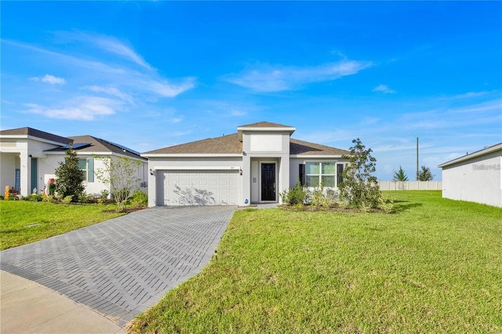 811 RICHMOND ESTATES AVENUE HAINES CITY, FL 33844