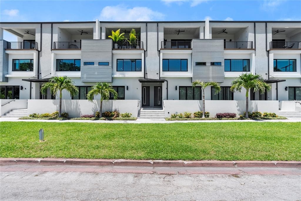 4515 W NORTH A STREET UNIT 6 TAMPA, FL 33609