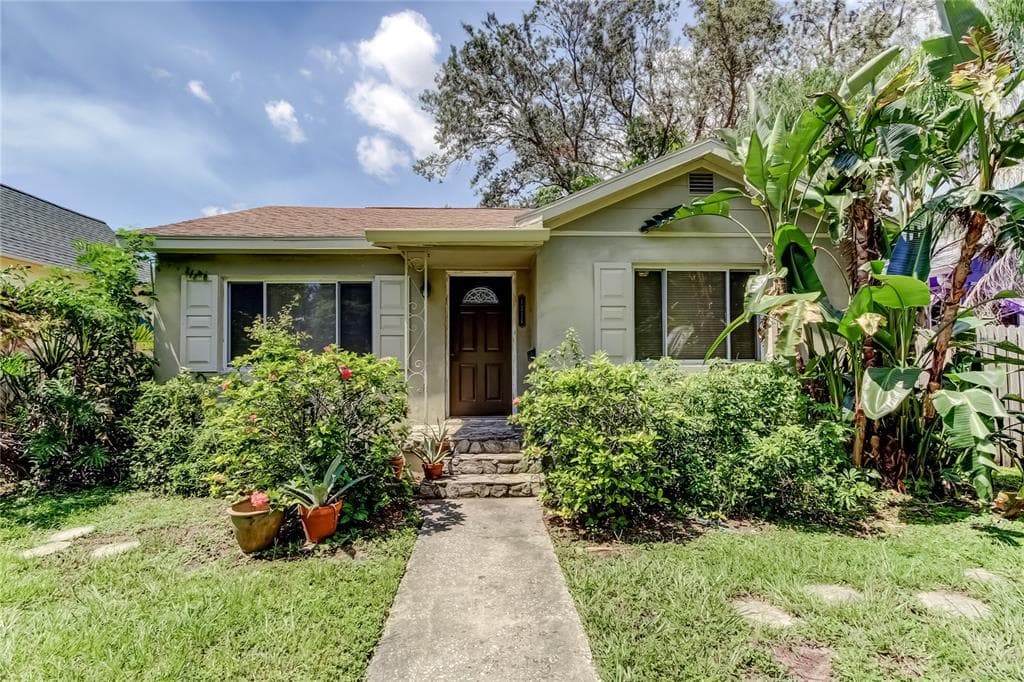 1211 16TH AVENUE N ST PETERSBURG, FL 33704