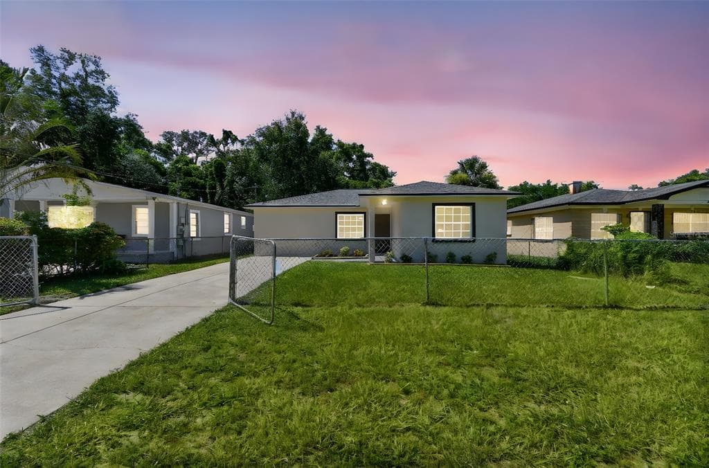 1607 E GENESEE STREET TAMPA, FL 33610