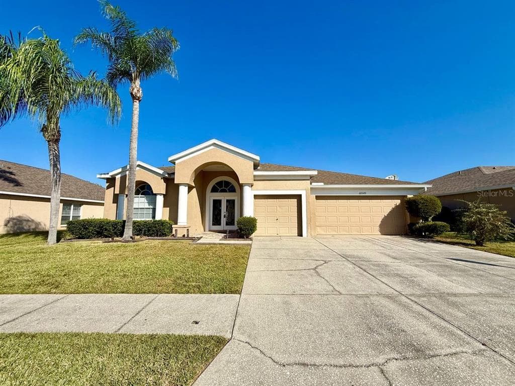 22320 RED JACKET LANE LAND O LAKES, FL 34639