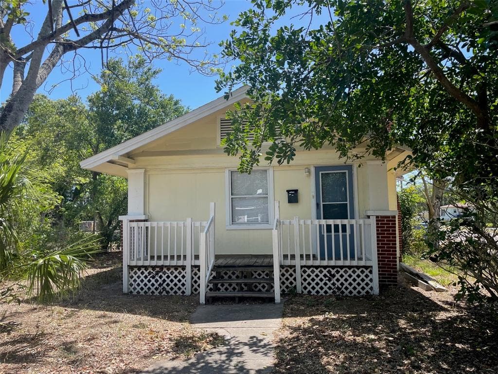 1342 45TH STREET S ST PETERSBURG, FL 33711