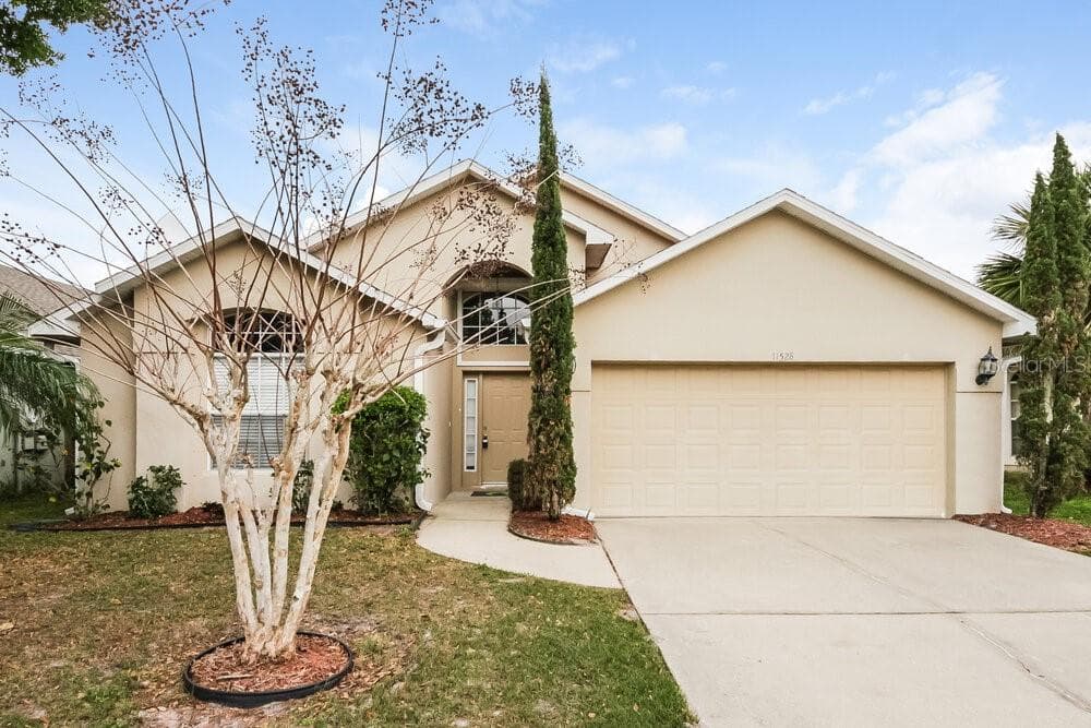 11528 GRAZELEY COURT ORLANDO, FL 32837