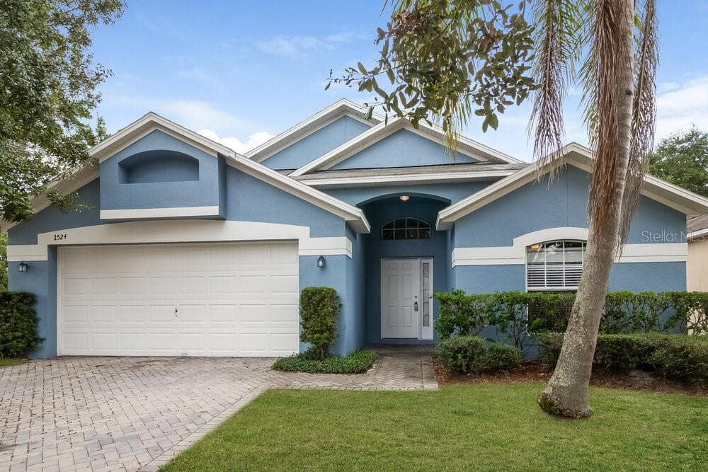 1524 LALIQUE LANE ORLANDO, FL 32828