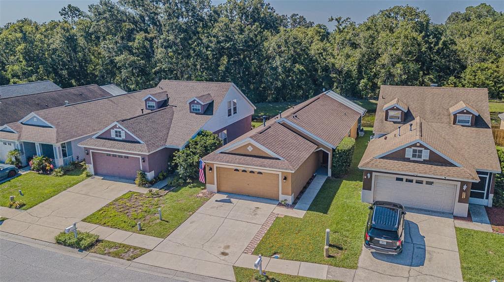 5935 SAND KEY LANE WESLEY CHAPEL, FL 33545