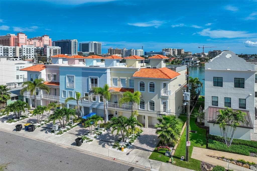 140 BRIGHTWATER DRIVE UNIT 6 CLEARWATER BEACH, FL 33767