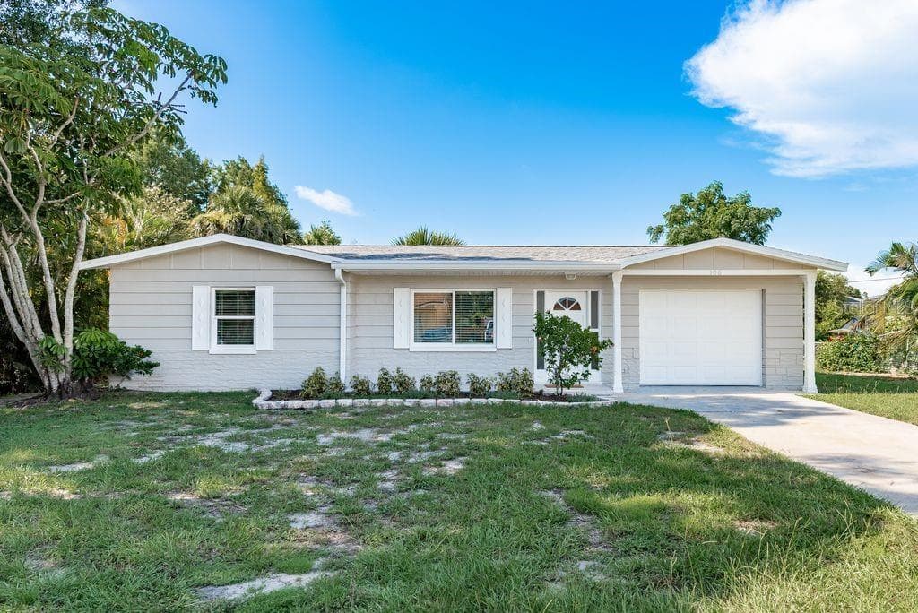 106 AVERY AVENUE CRYSTAL BEACH, FL 34681
