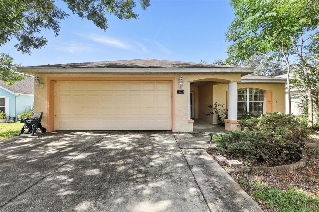 10314 PATRICK DRIVE LEESBURG, FL 34788