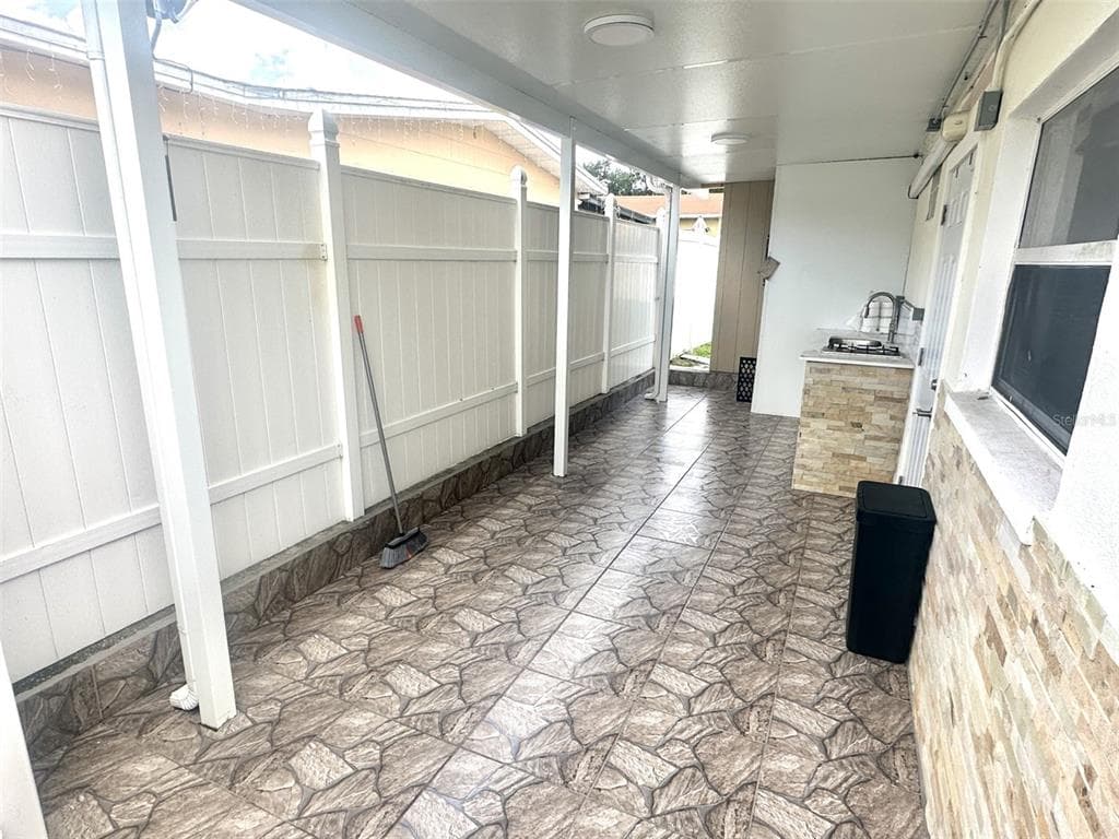2916 W CLIFTON STREET TAMPA, FL 33614