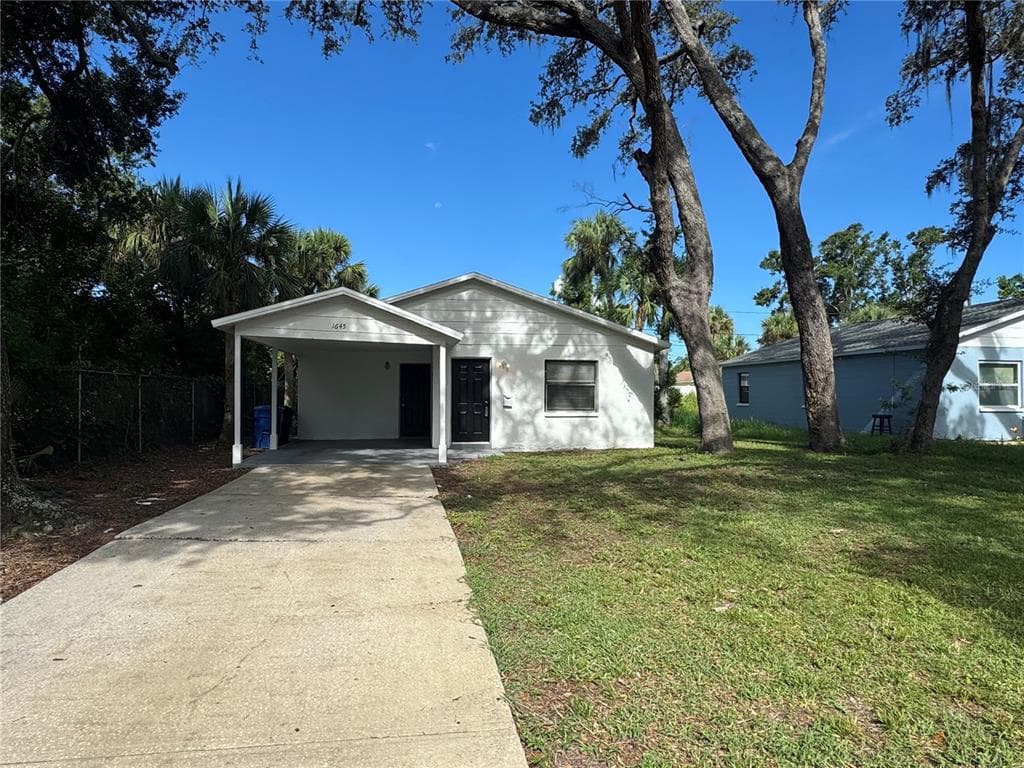 1645 39TH STREET S ST PETERSBURG, FL 33711