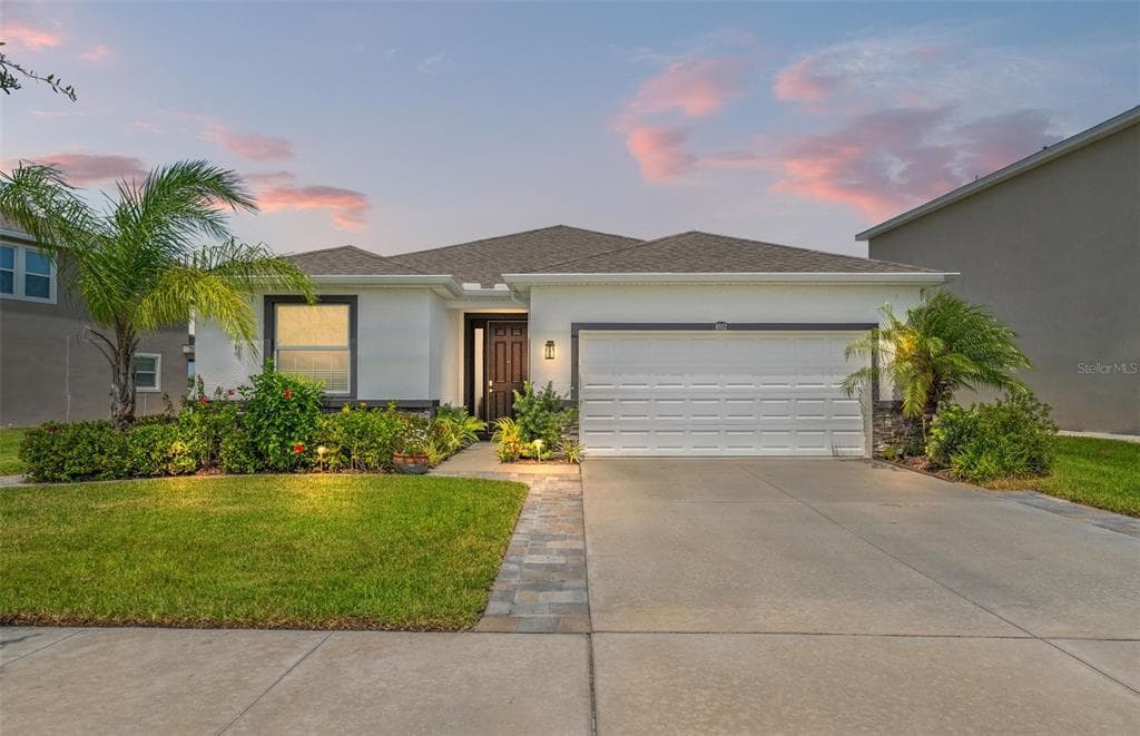 8952 BOWER BASS CIRCLE WESLEY CHAPEL, FL 33545