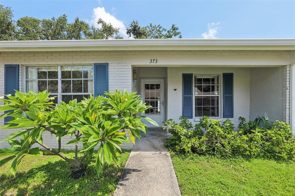 373 ESTERO COURT SAFETY HARBOR, FL 34695
