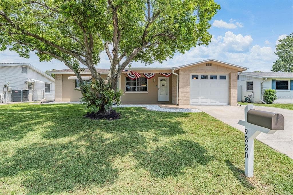 9330 SAINT REGIS LANE PORT RICHEY, FL 34668