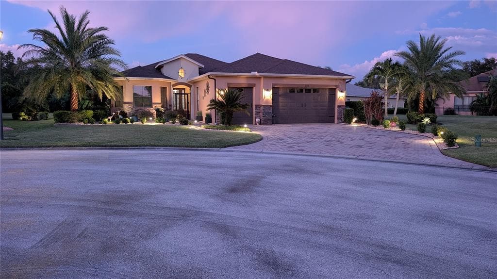 318 SANTA BARBARA LANE KISSIMMEE, FL 34759