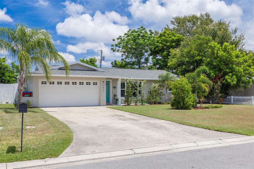 11617 79TH AVENUE SEMINOLE, FL 33772