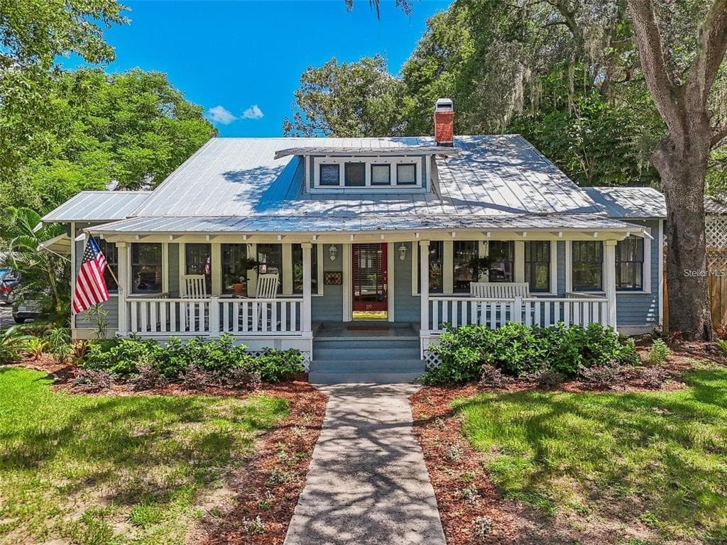119 W POWHATAN AVENUE TAMPA, FL 33604