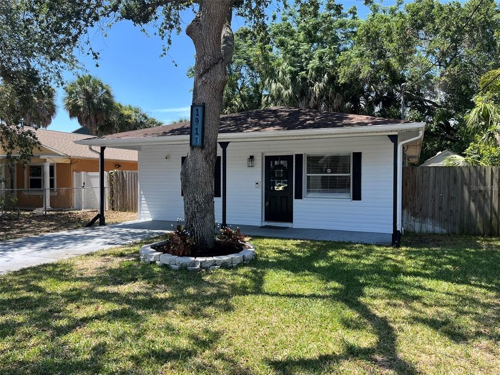1917 W CHERRY STREET TAMPA, FL 33607