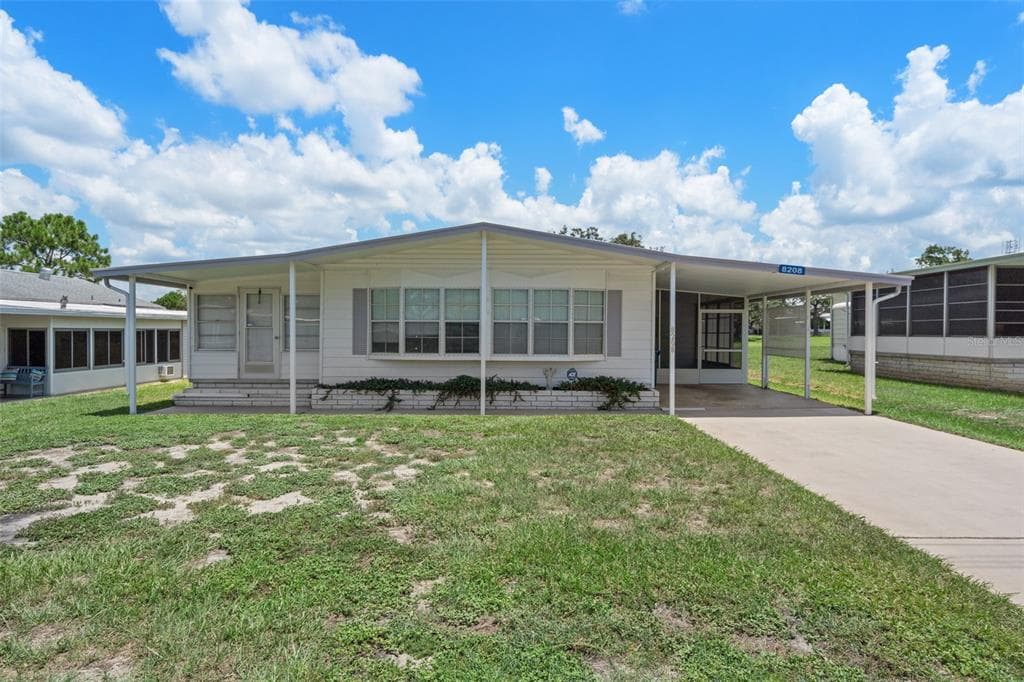 8208 FIESTA STREET BROOKSVILLE, FL 34613