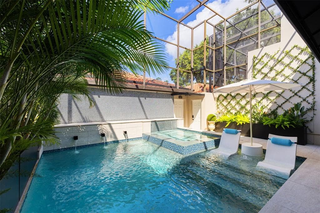 4949 BAYSHORE BOULEVARD UNIT 4949A