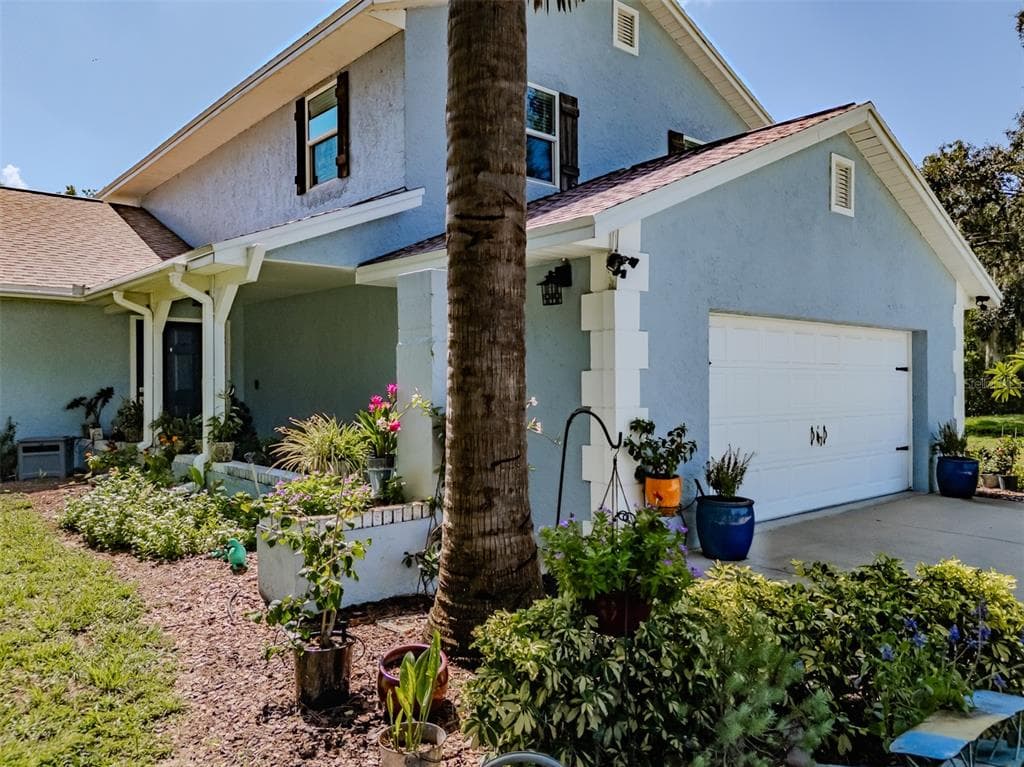 4744 BARRY DRIVE LAND O LAKES, FL 34639