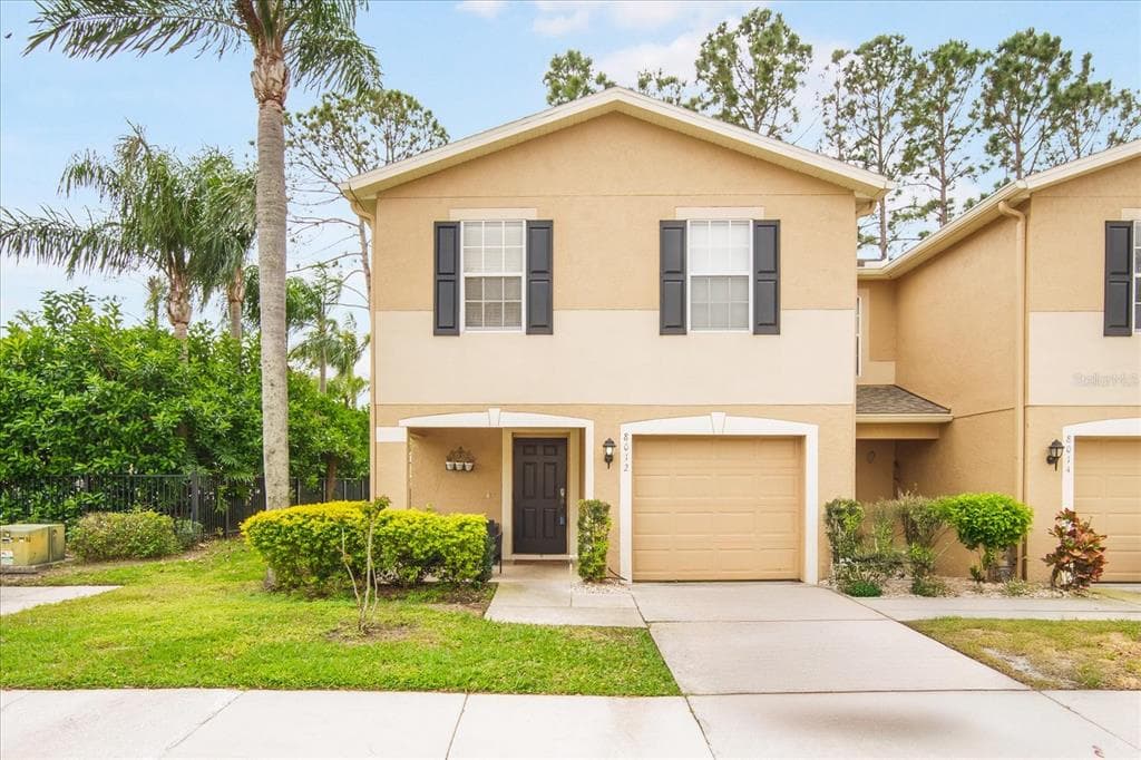 8012 SAVANNAH SUNSET LANE TAMPA, FL 33615