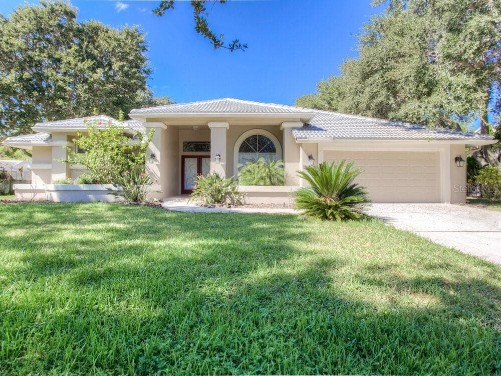 1484 E LAKE WOODLANDS PARKWAY OLDSMAR, FL 34677