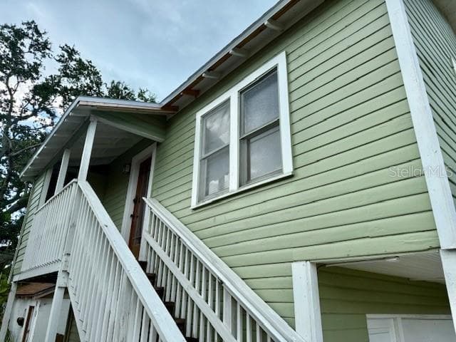 825 DARTMOOR STREET N ST PETERSBURG, FL 33701