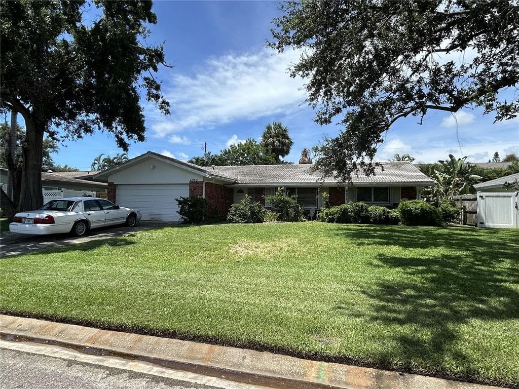 6923 16TH AVENUE N ST PETERSBURG, FL 33710