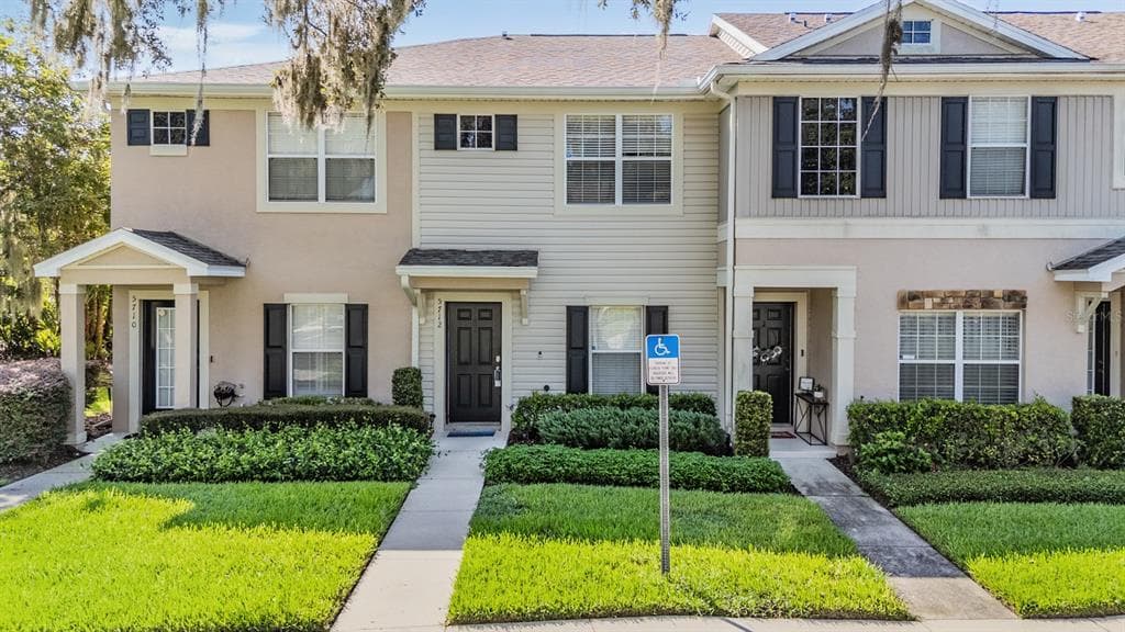 5712 FISHHAWK RIDGE DRIVE LITHIA, FL 33547