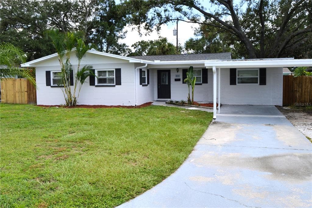 4714 W BEAUMONT STREET TAMPA, FL 33611