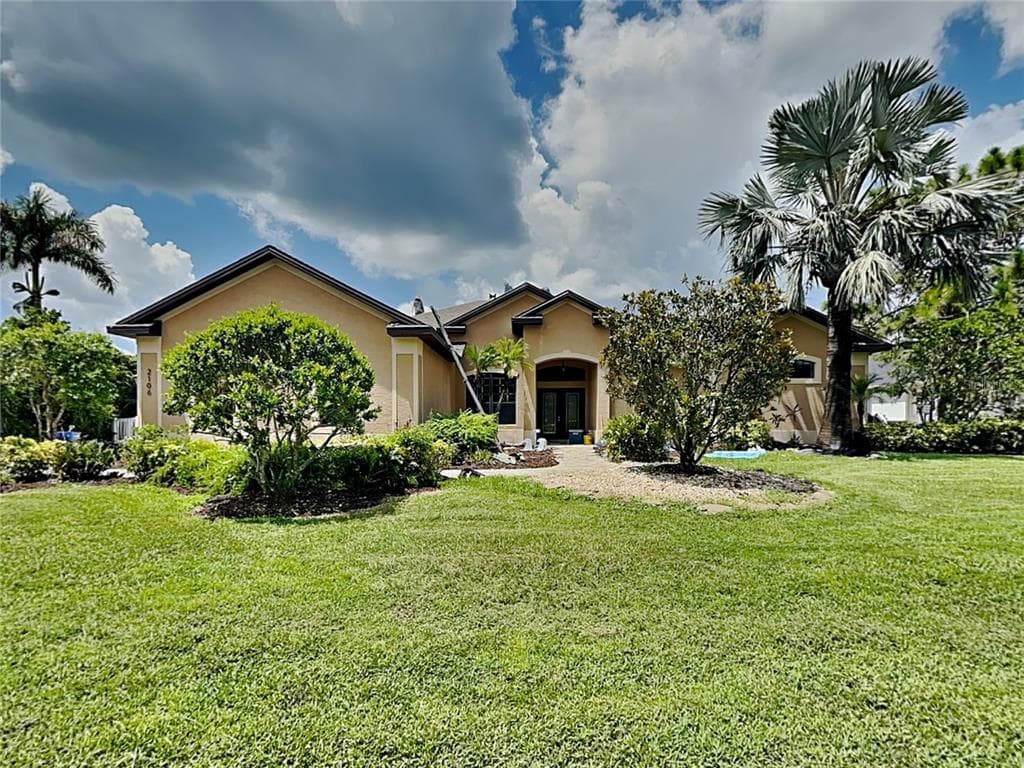 2106 152ND COURT E BRADENTON, FL 34212