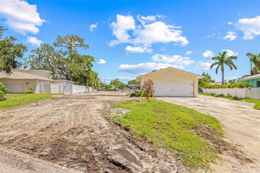 5165 DOVER STREET NE ST PETERSBURG, FL 33703