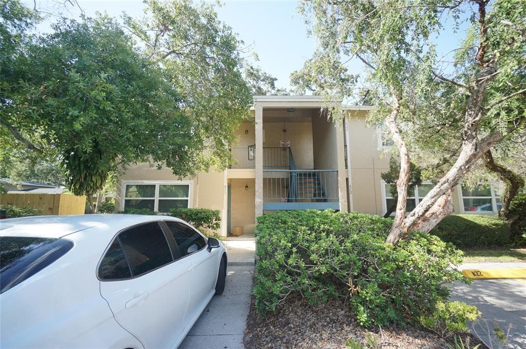 4810 S DAUPHIN AVENUE UNIT A21 TAMPA, FL 33611