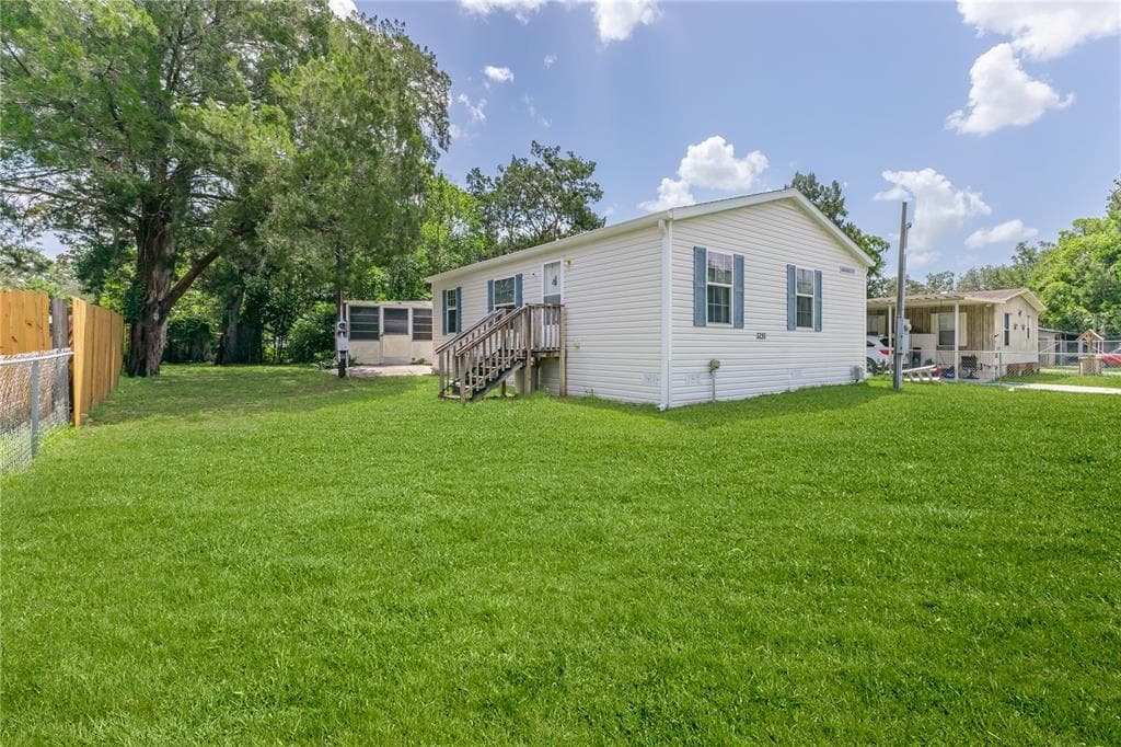 3286 STONE HEDGE STREET SPRING HILL, FL 34606