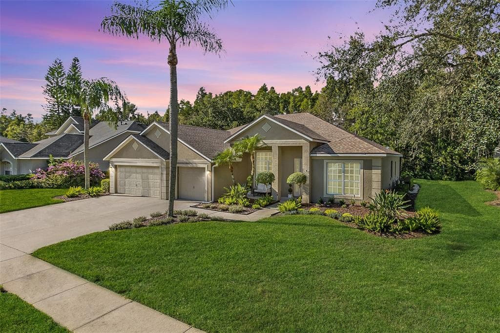 18914 SAINT LAURENT DRIVE LUTZ, FL 33558