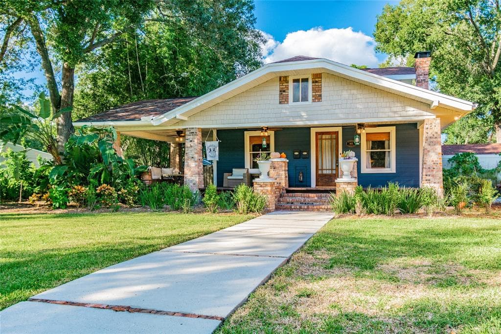 605 W HENRY AVENUE TAMPA, FL 33604