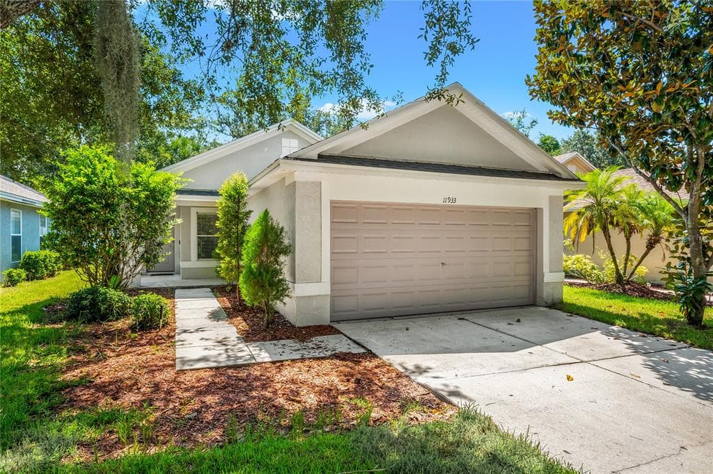 11933 WHISPER CREEK DR RIVERVIEW, FL 33569
