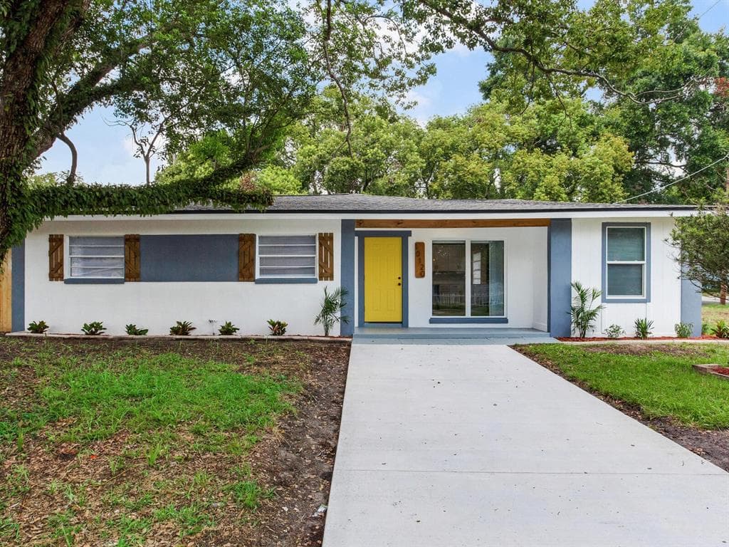 10120 N ASTER AVENUE TAMPA, FL 33612