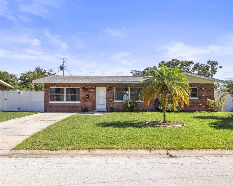 5517 24TH AVENUE N ST PETERSBURG, FL 33710