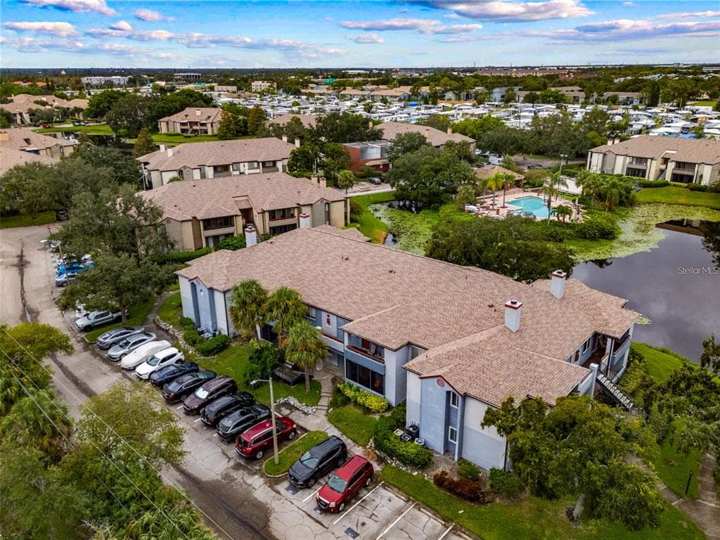 10265 GANDY BOULEVARD N UNIT 1002(Furnished) ST PETERSBURG, FL 33702