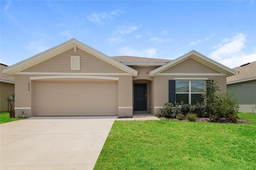 8578 TRIUMPH CIRCLE WILDWOOD, FL 34785